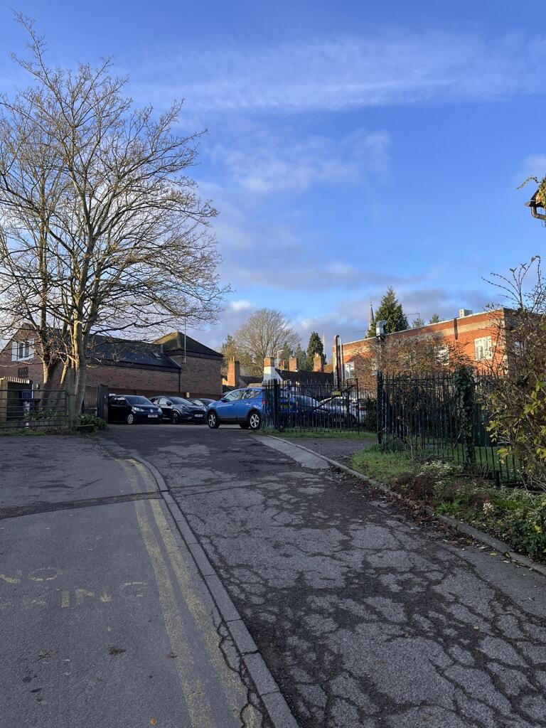 Additional image 4 of Riverdale House, Wheathampstead, Herts, AL4 8BB