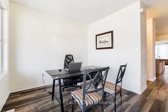 Additional image 17 of 1285 Sycamore Gdns Unit 3