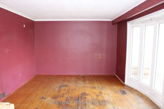 Additional image 12 of 664 Chestnut Pl