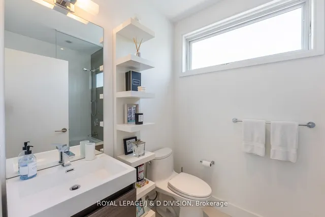 Additional image 15 of 13 Barfield Ave