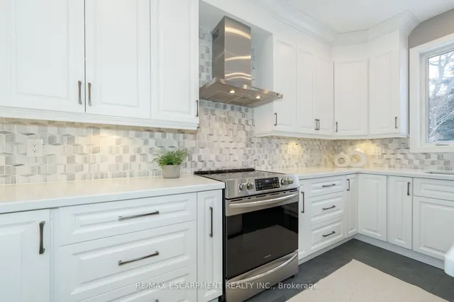 Additional image 18 of 1185 Lindenrock Dr