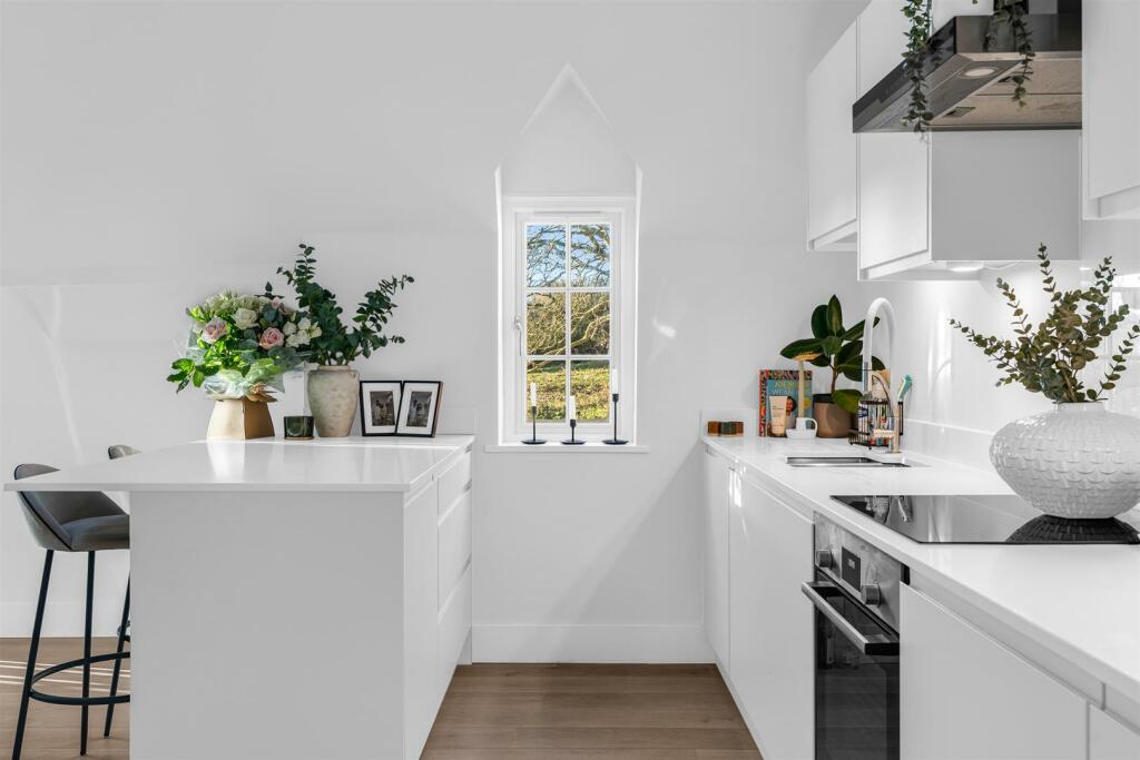 Additional image 8 of Codicote Road, Welwyn