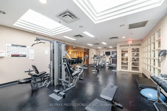 Additional image 32 of 7 Broadway Ave Unit 301