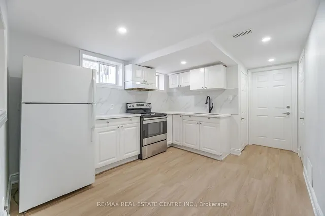 Additional image 28 of 35 Edgemont Dr