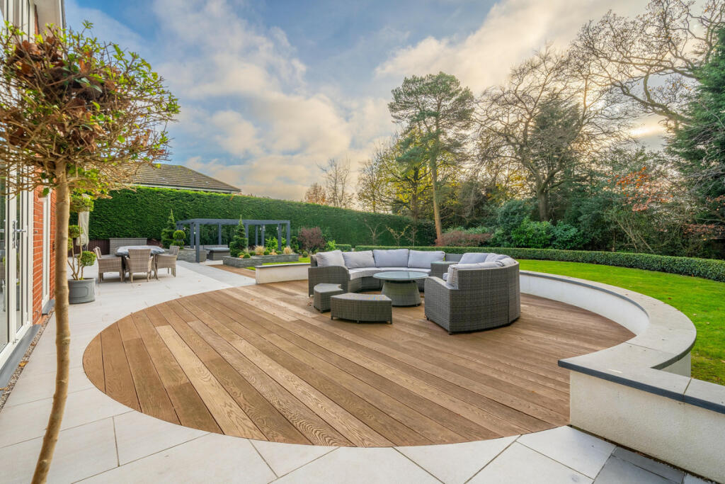 Additional image 40 of Denehurst Close, Barnt Green, Worcestershire B45 8HR