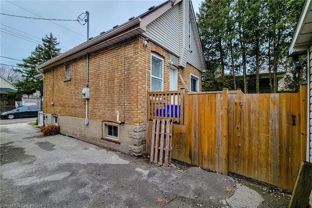 Additional image 16 of 49 East 31st St