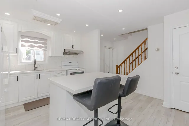 Additional image 5 of 13 Greenbush Crt