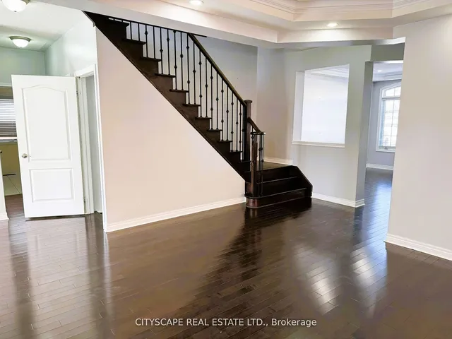 Additional image 15 of 7 Attraction Dr