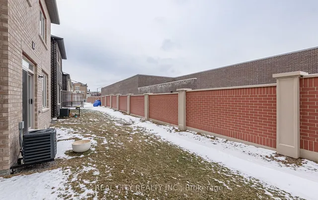 Additional image 40 of 10 Donald Ficht Cres