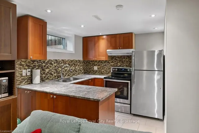 Additional image 22 of 758 Annamore Rd