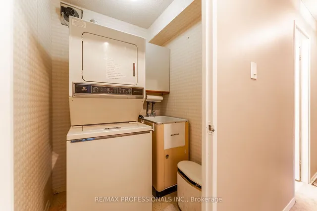 Additional image 28 of 4064 Lawrence Ave Unit 515