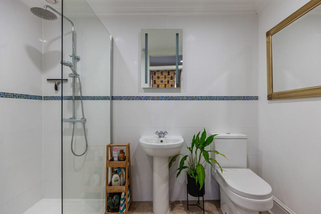 Additional image 14 of Bath, Somerset, BA1 2RU