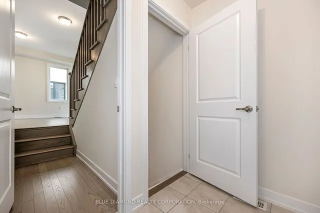 Additional image 31 of 1426 WELLWOOD Terr