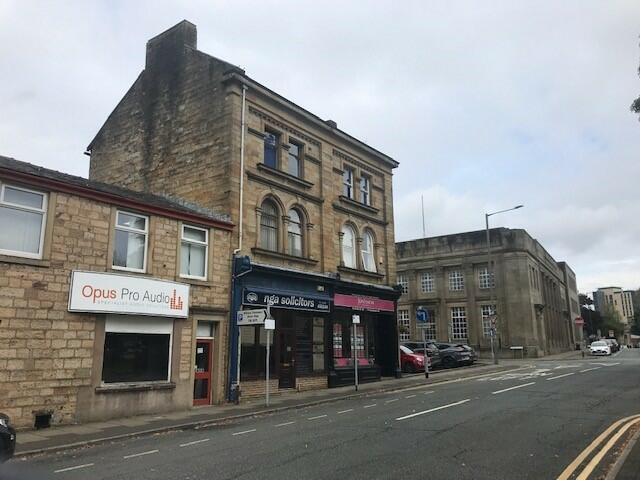 Additional image 6 of 33a Parker Lane, Burnley, BB11 2BU