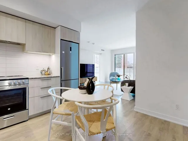 Additional image 8 of 501 Yonge St Unit 1009