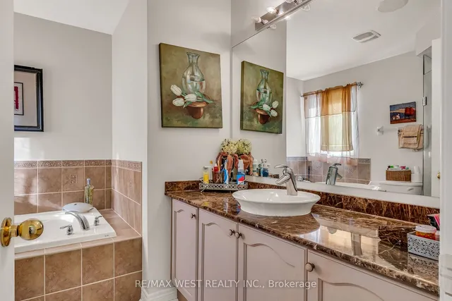 Additional image 7 of 8 Lampman Dr