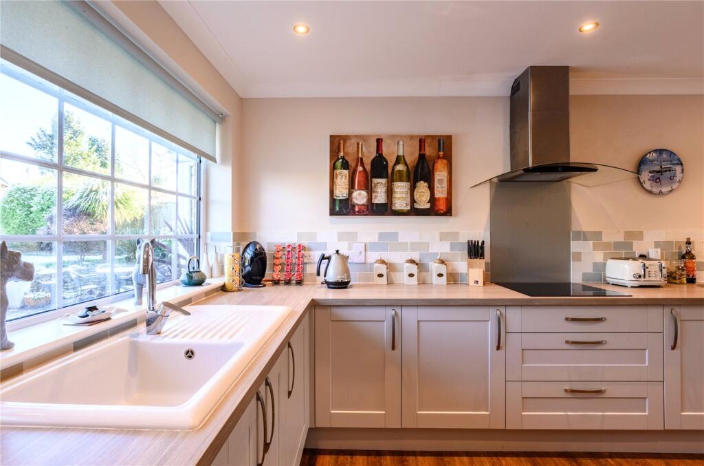 Additional image 14 of Lanhams Close