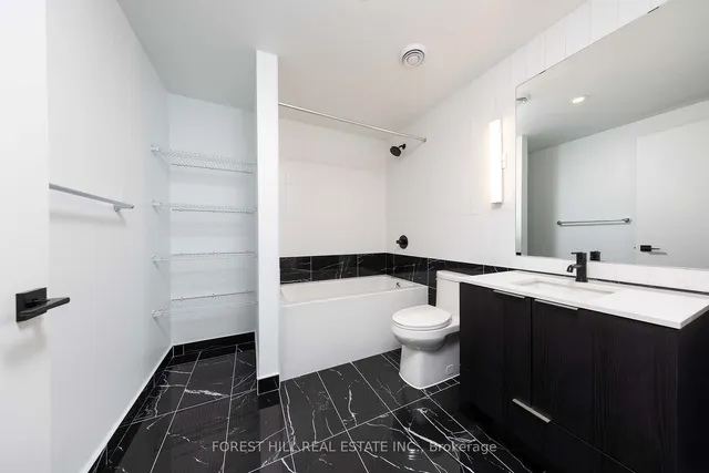 Additional image 21 of 327 King St Unit 4006