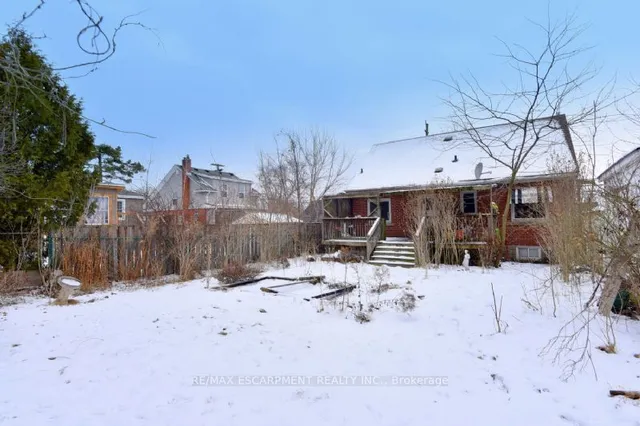 Additional image 26 of 160 Rosedale Ave