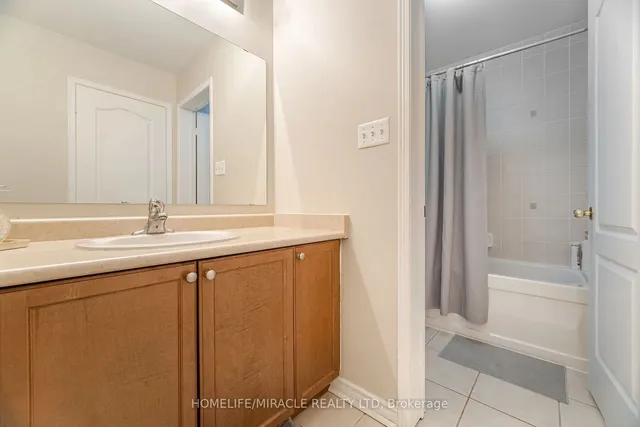 Additional image 32 of 16 Hollingsworth Circ