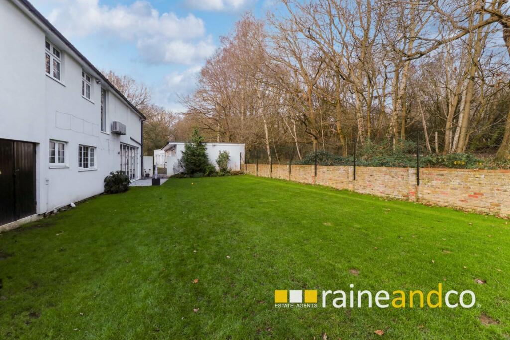 Additional image 44 of Dixons Hill Close, North Mymms, Hertfordshire, AL9