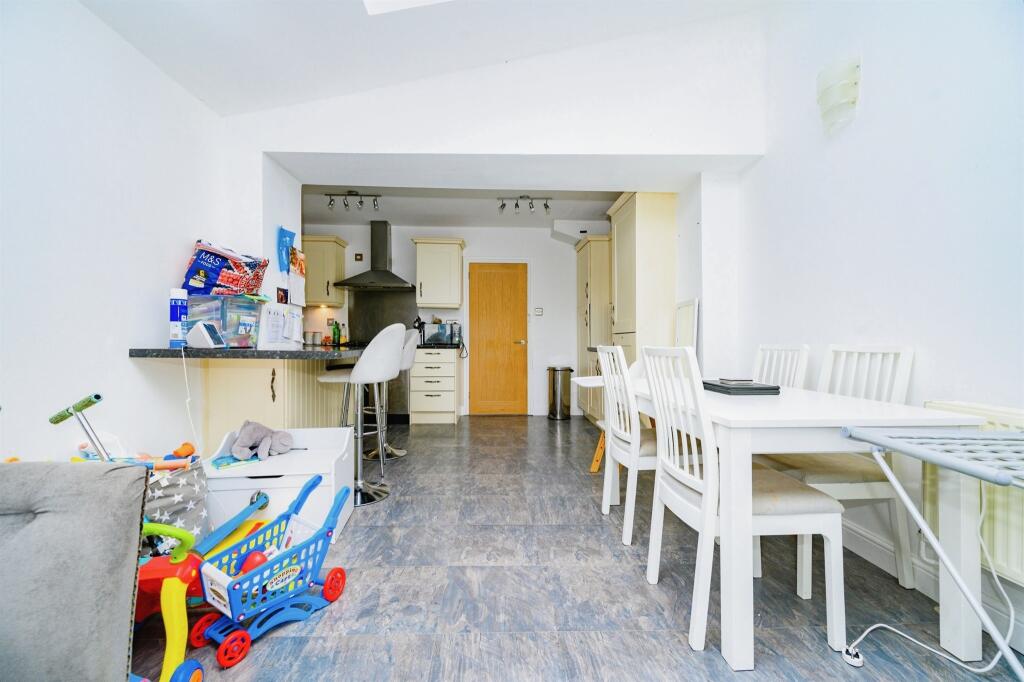 Additional image 7 of Hopkins Crescent, Sandridge, St. Albans