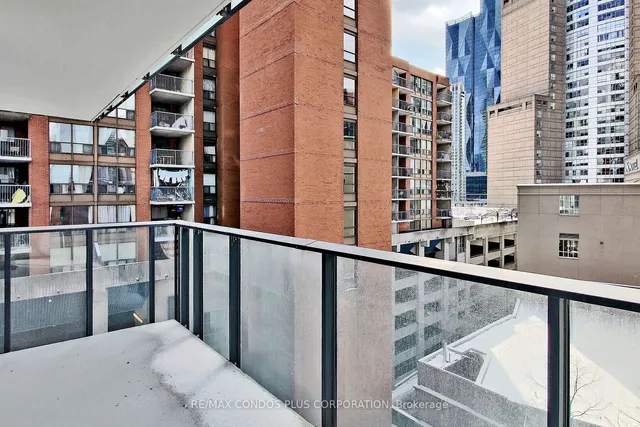 Additional image 19 of 2A Church St Unit 705