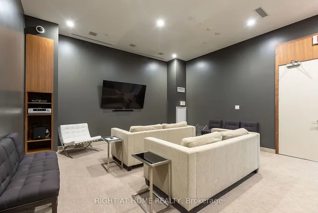 Additional image 36 of 380 Macpherson Ave Unit 306