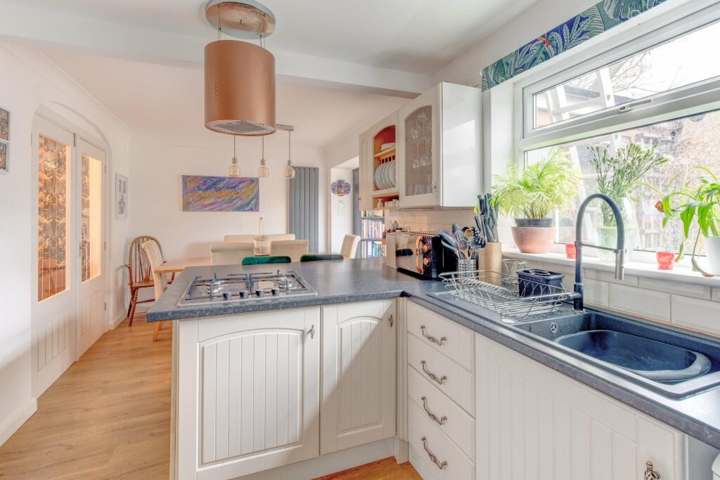 Additional image 3 of Green Close, Studley, Warwickshire, B80