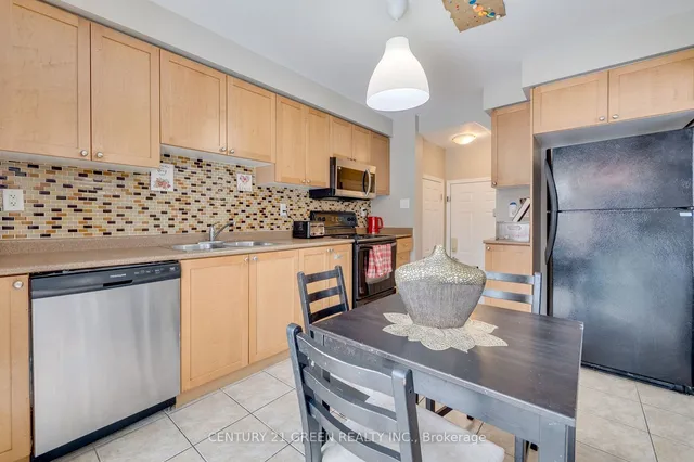 Additional image 13 of 843 Gifford Cres