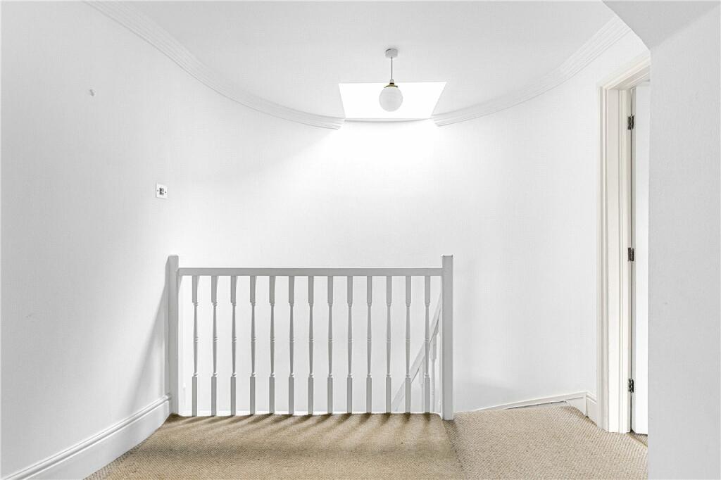 Additional image 10 of Digswell House, Monks Rise, Welwyn Garden City, AL8