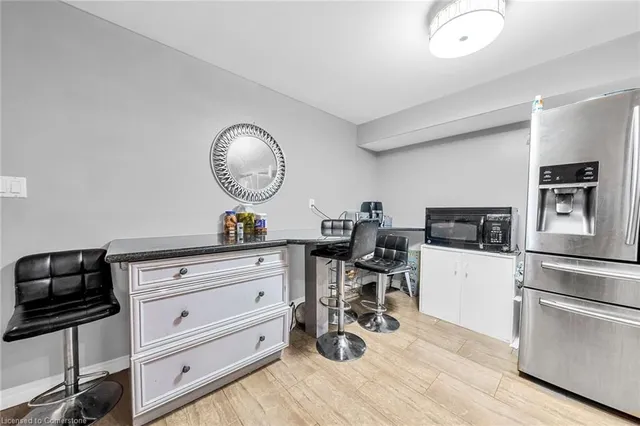 Additional image 32 of 33 Tallman St