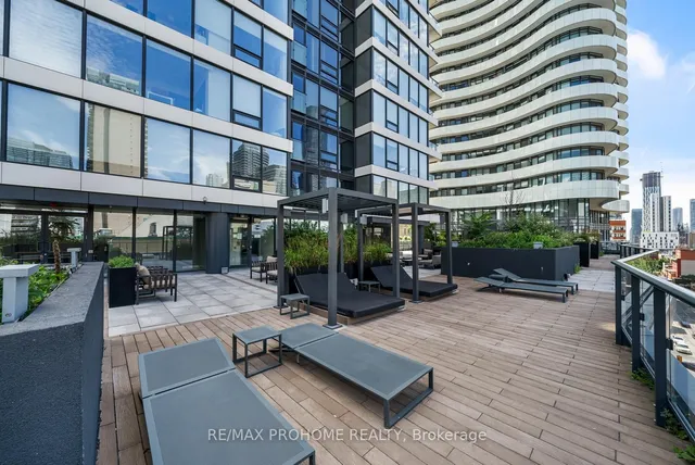 Additional image 38 of 87 Wood St Unit Th01