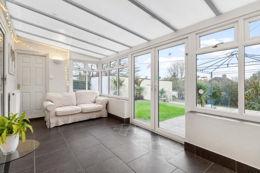 Additional image 9 of Victoria Park, Castle Cary, Somerset, BA7