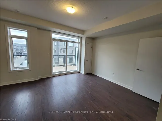 Additional image 6 of 590 North Service Rd Unit 25