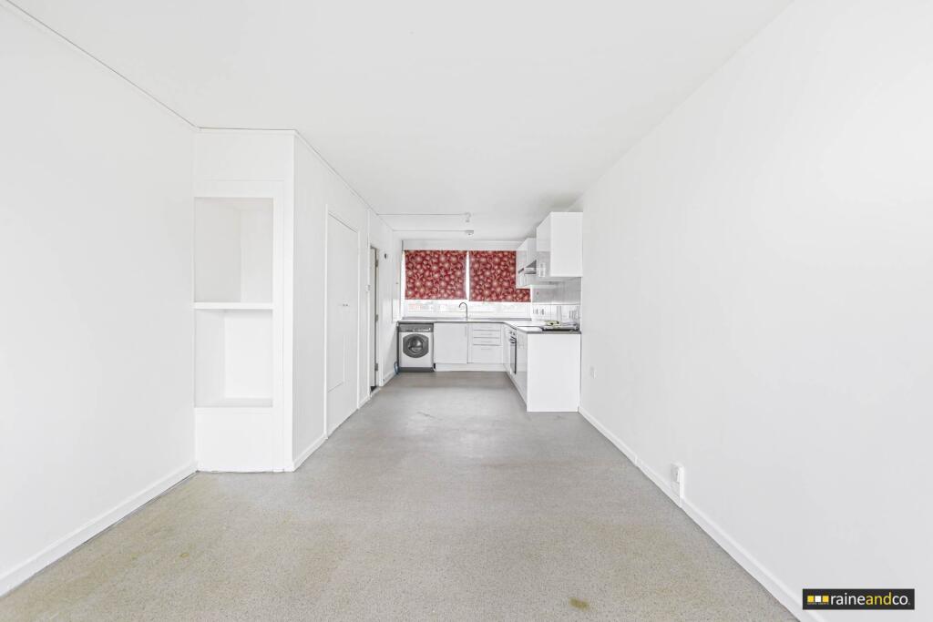 Additional image 22 of White Lion House, Town Centre