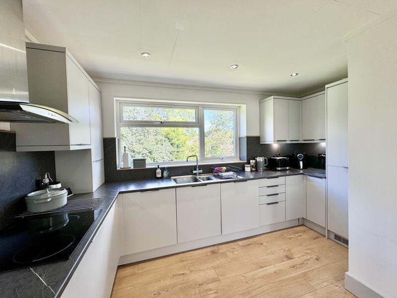 Additional image 7 of Flat 33 Eaton Court, Mulroy Road, Sutton Coldfield, B74 2PZ