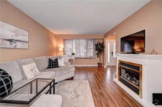 Additional image 8 of 801 Erinbrook Dr