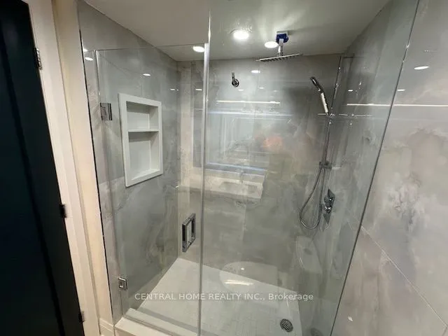 Additional image 10 of 85 Skymark Dr Unit 2502