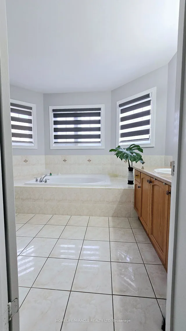 Additional image 14 of 33 Atira Ave