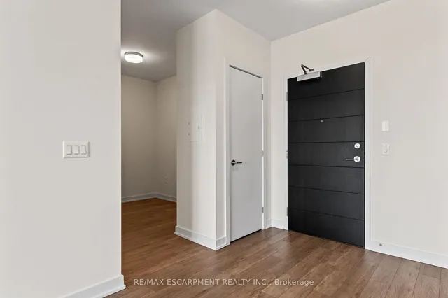 Additional image 7 of 212 King William St Unit 619