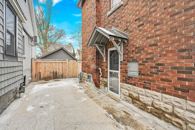 Additional image 35 of 77 Arkell St