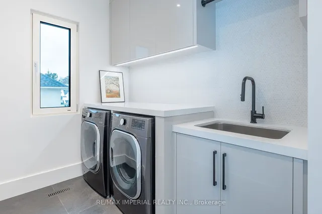 Additional image 30 of 2108 Devon Rd