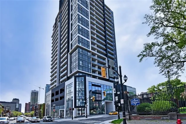 Additional image 38 of 15 Queen St Unit 2112