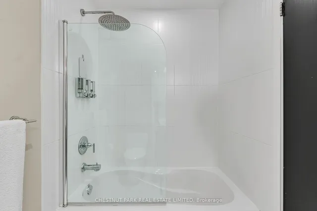 Additional image 24 of 25 Capreol Crt Unit 3010