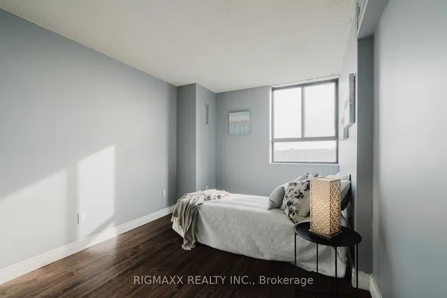 Additional image 27 of 121 TRUDELLE St Unit 1007