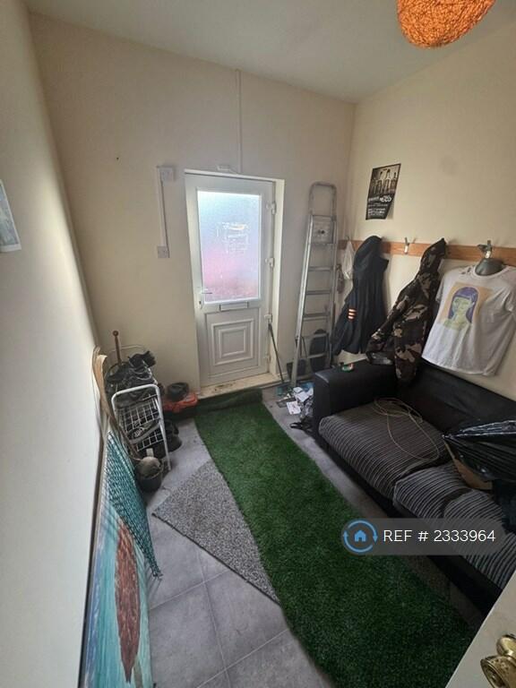 Additional image 6 of High Street, Birmingham, B14