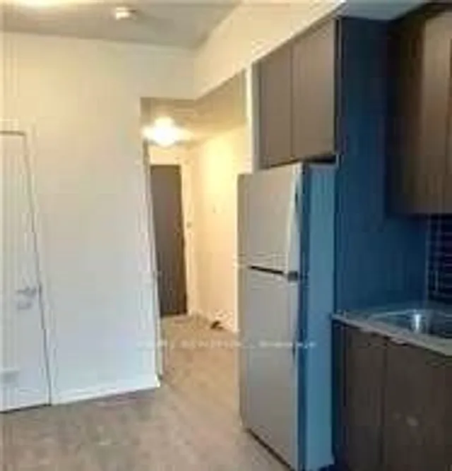 Additional image 5 of 3237 Bayview Ave Unit 1005