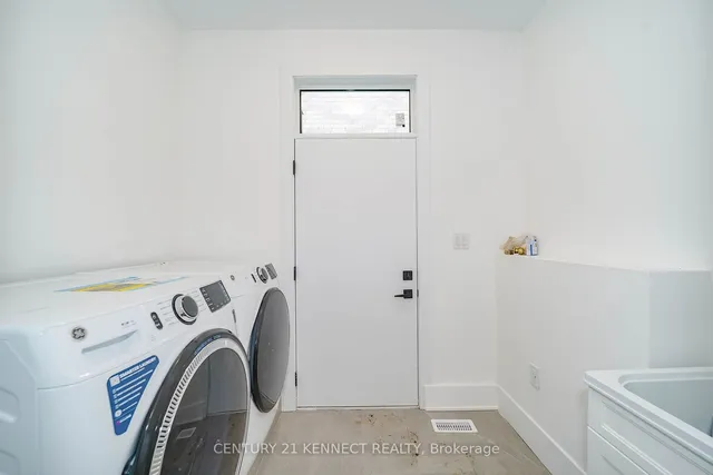 Additional image 23 of 23 Blueking Cres