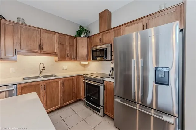 Additional image 6 of 563 Landgren Crt